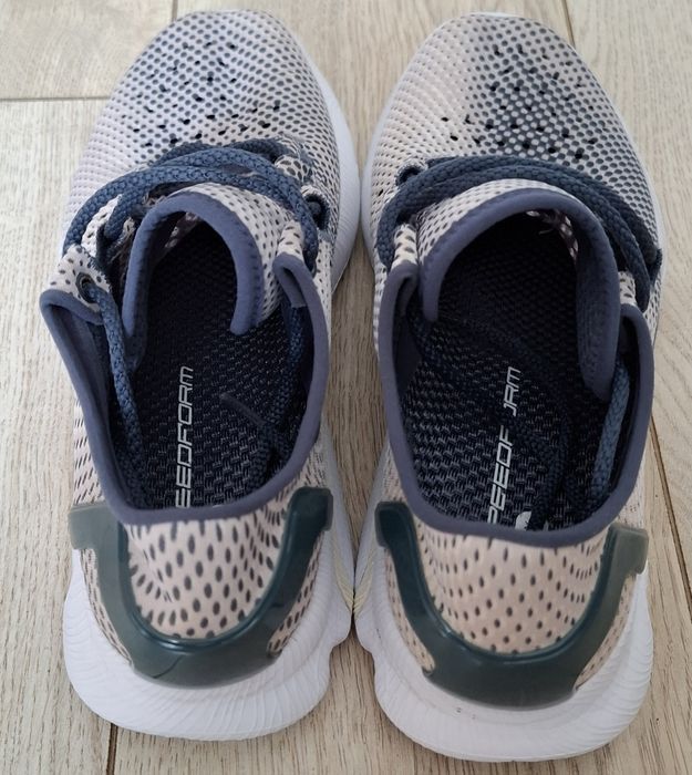 UNDER ARMOUR Дамски маратонки-номер 38