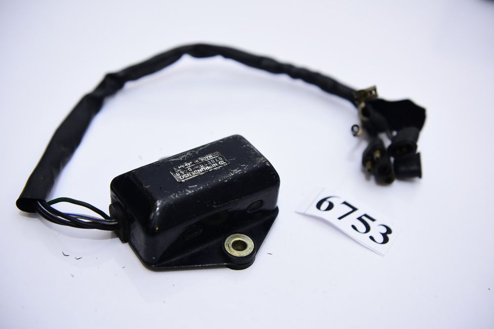 Nippondenso 070000 - 0850 ECU controler CDI