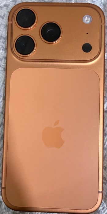 iPhone 17 Pro 256GB | Almost New | Warranty  | Excellent Condition