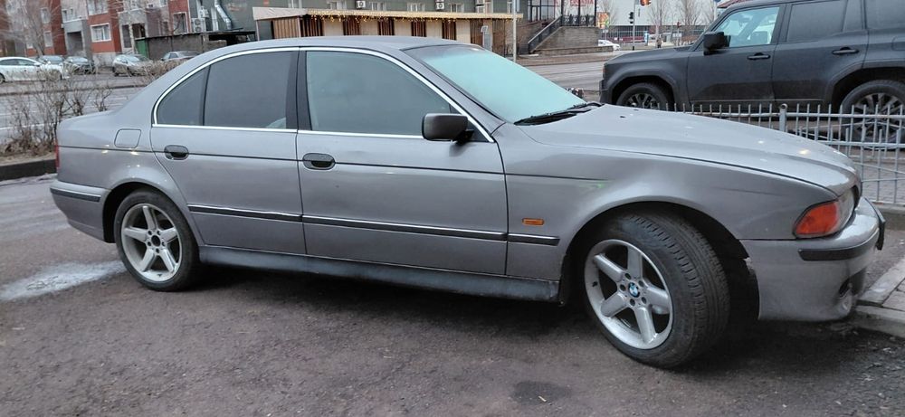Продам.    BMW E39