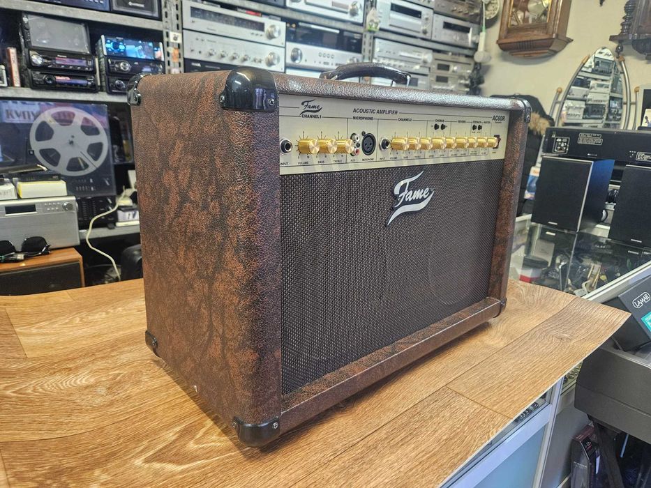 Китарно кубе Fame AC60R Acoustic Combo – Кристален звук за Вашата китара и вокал