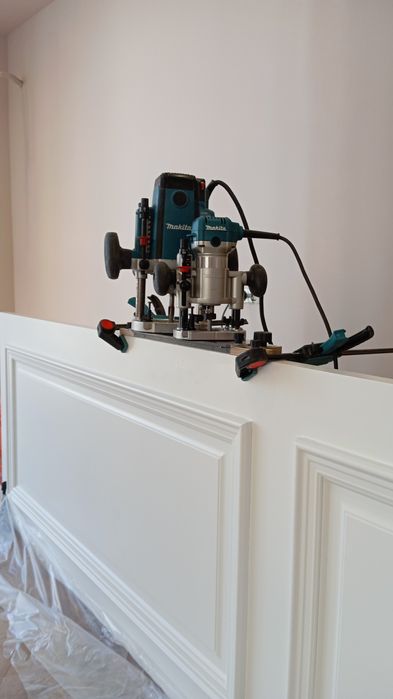 Установка межкомнатных дверей