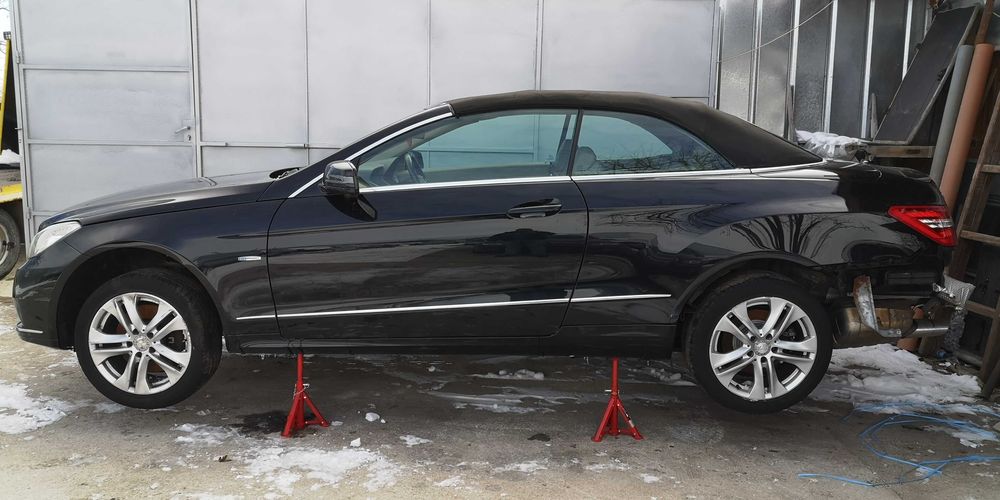 НА ЧАСТИ E250 204 к.с. C207 Cabrio ръчка OM651 200 к км