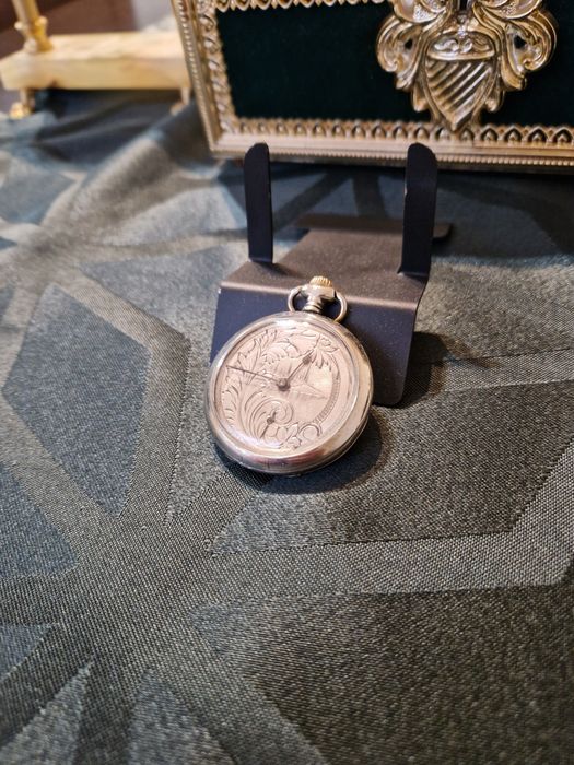 Чудесен антикварен швейцарски джобен часовник Cyma