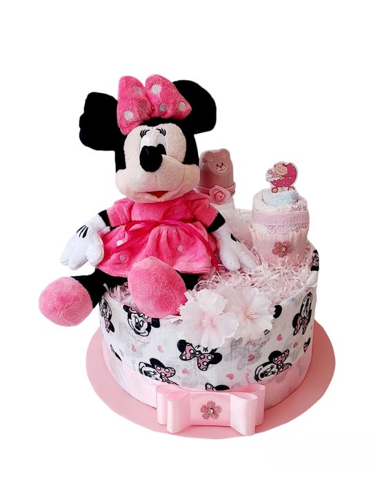 Торти от памперси, подаръци за бебета