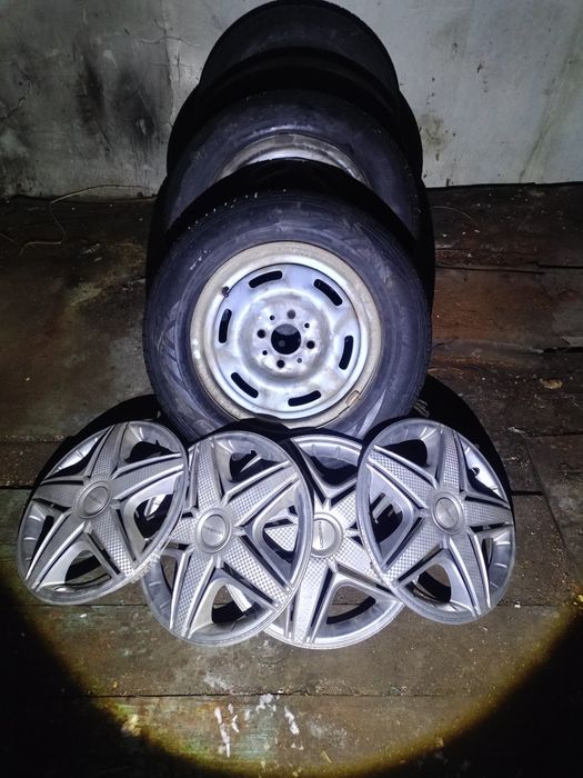 Продам диски с резиной