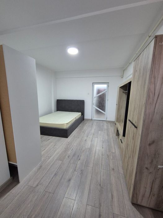 Garsonieră de închiriat bl G 120