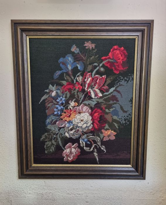 Гоблен цветя масивна дървена луксозна рамка