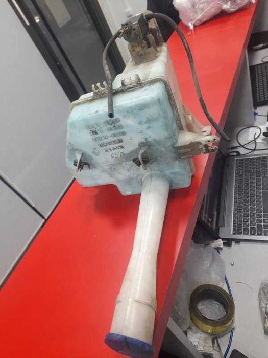 Бачок омывателя Kia K5 TF/Kia Optima