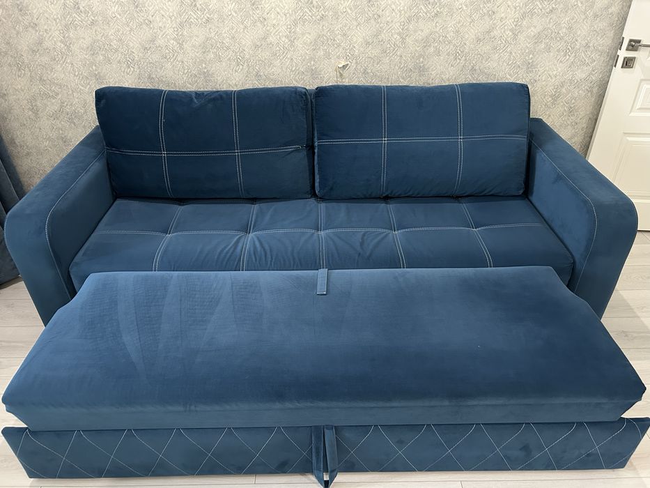 Диван-кровать темно синяя