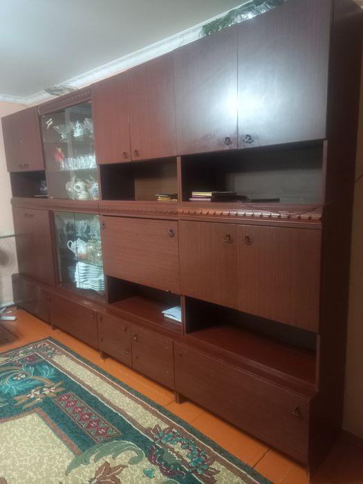 Стенка горка для гостиннои