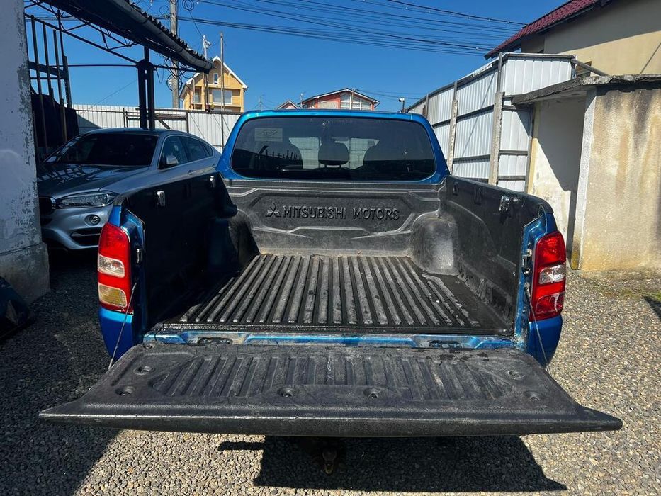 Dezmembrari dezmembrez  Mitsubishi L200 V 2.4 Diesel 2015 - 2018 Garantie