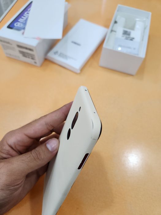 Redmi 8 Ruby Red 3/32