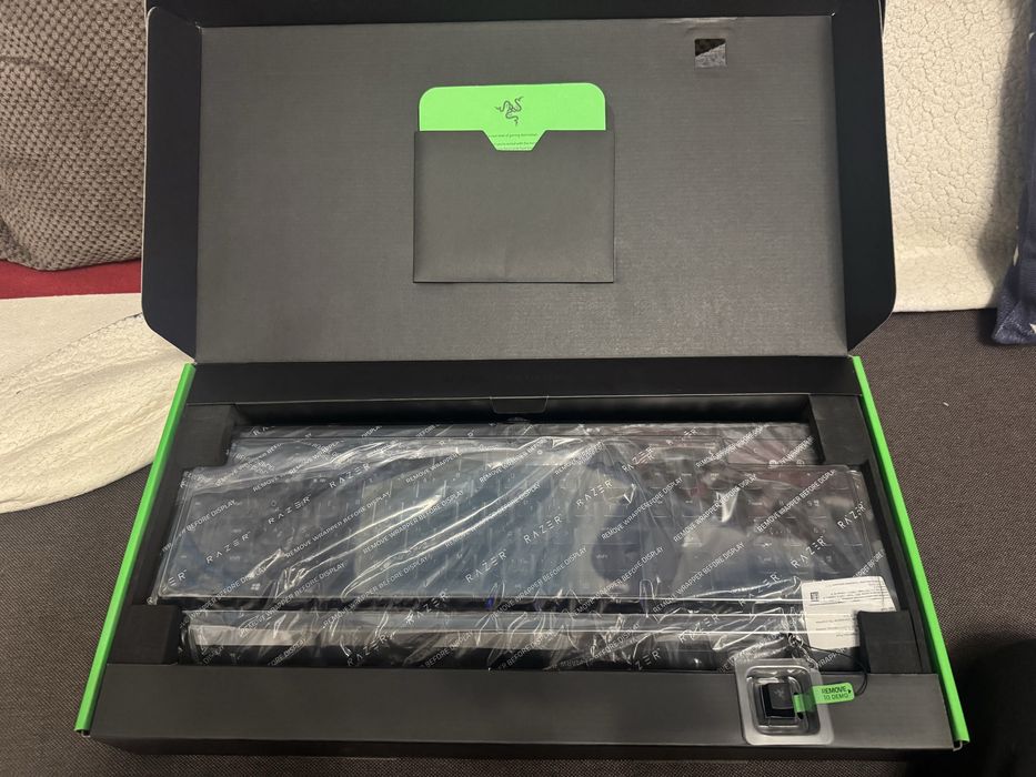 Клавиатура Razer Blackwidow chroma v2