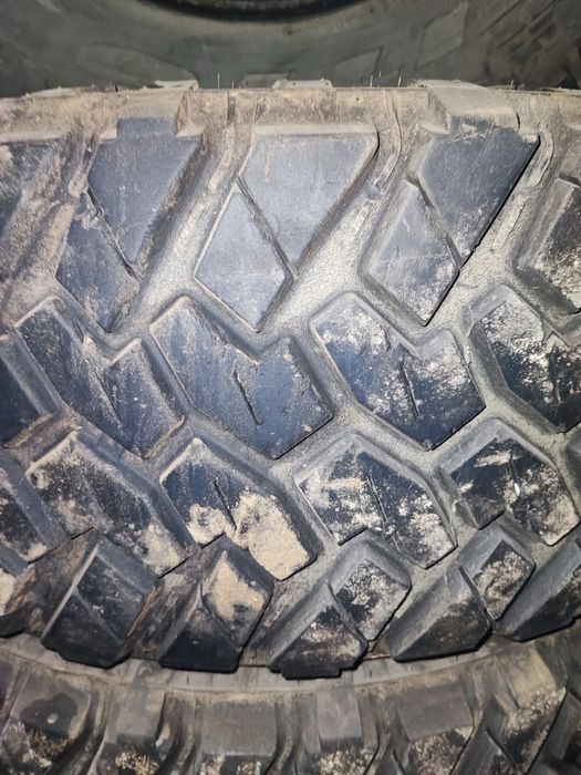 Продам грязывую резину