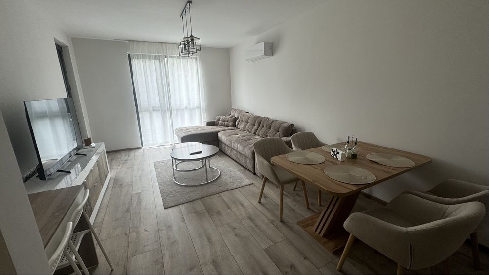 Дава се под наем Двустаен апартамент в Асеновград - 62 кв.м за 459 € - Снимка #2