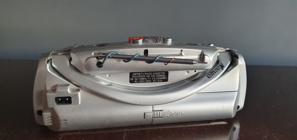 Касетофон с радио