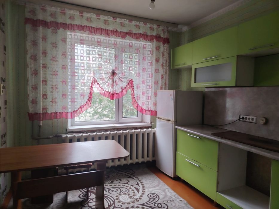 Город Семей Сдам 1-комнатную квартиру.