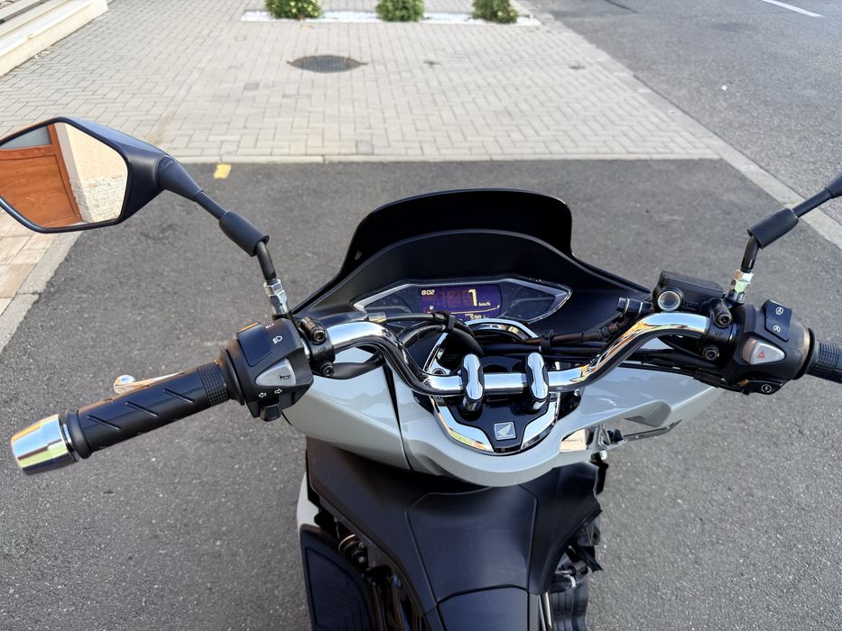 Honda PCX  125 cm