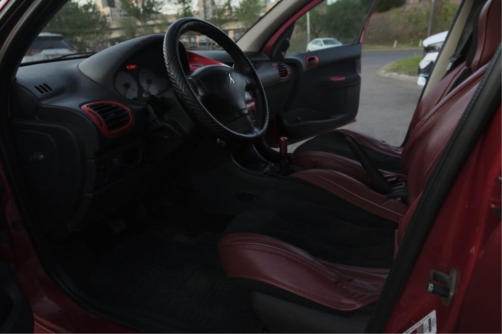 Peugeot 206, 2005 г.в.
