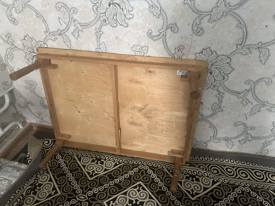 Стол, стол со стульями