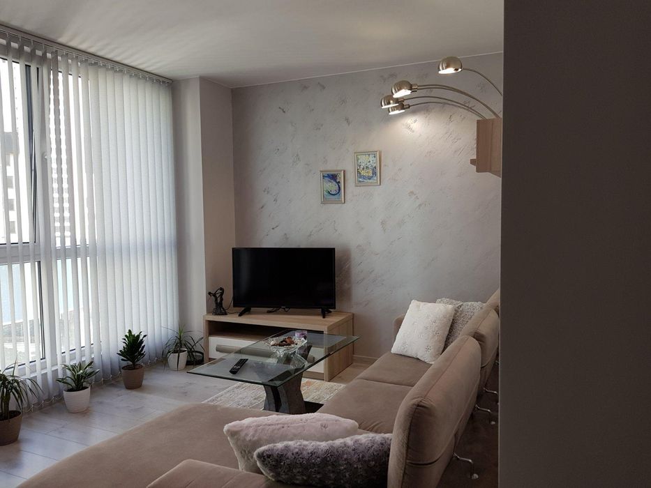 Дава се под наем Тристаен апартамент в Пловдив, Център - 103 кв.м за 700 € - Снимка #3