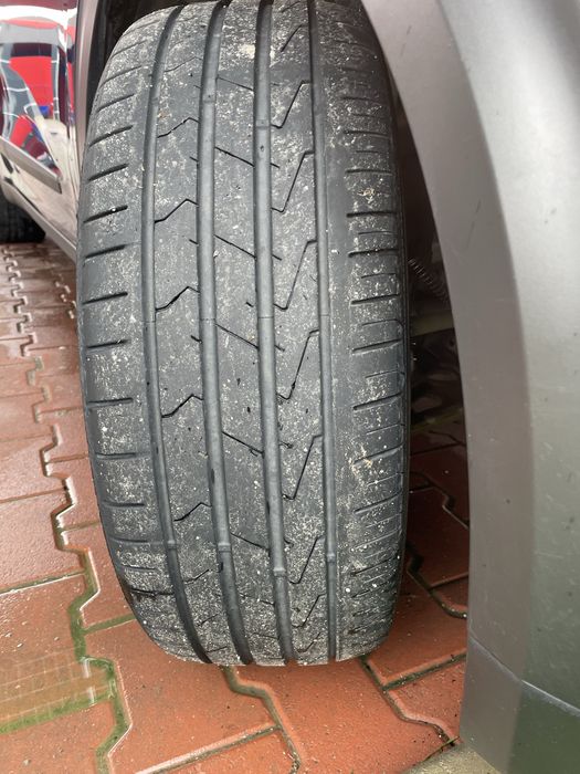 Jante cu anvelope 225/45 R18 Kia Niro