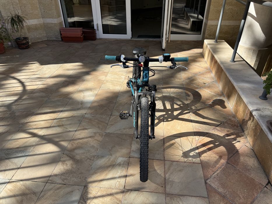 Scott Contessa 24”