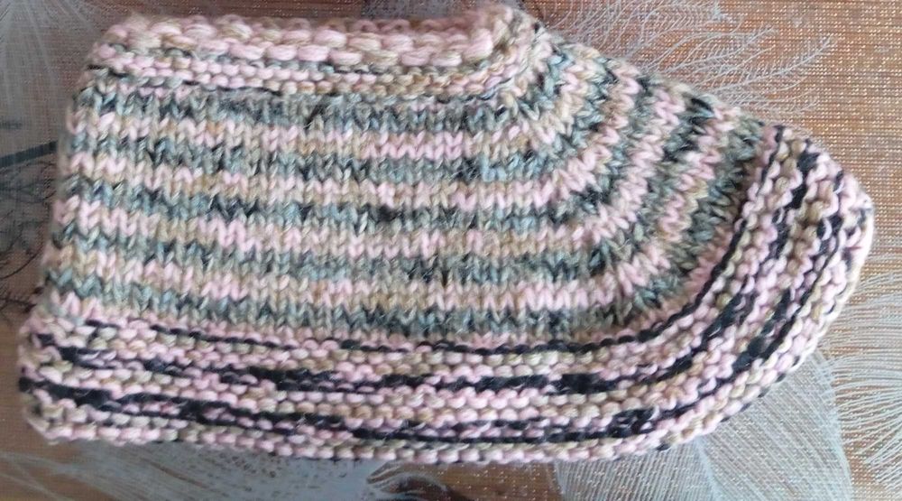 Продавам ръчно плетени терлици