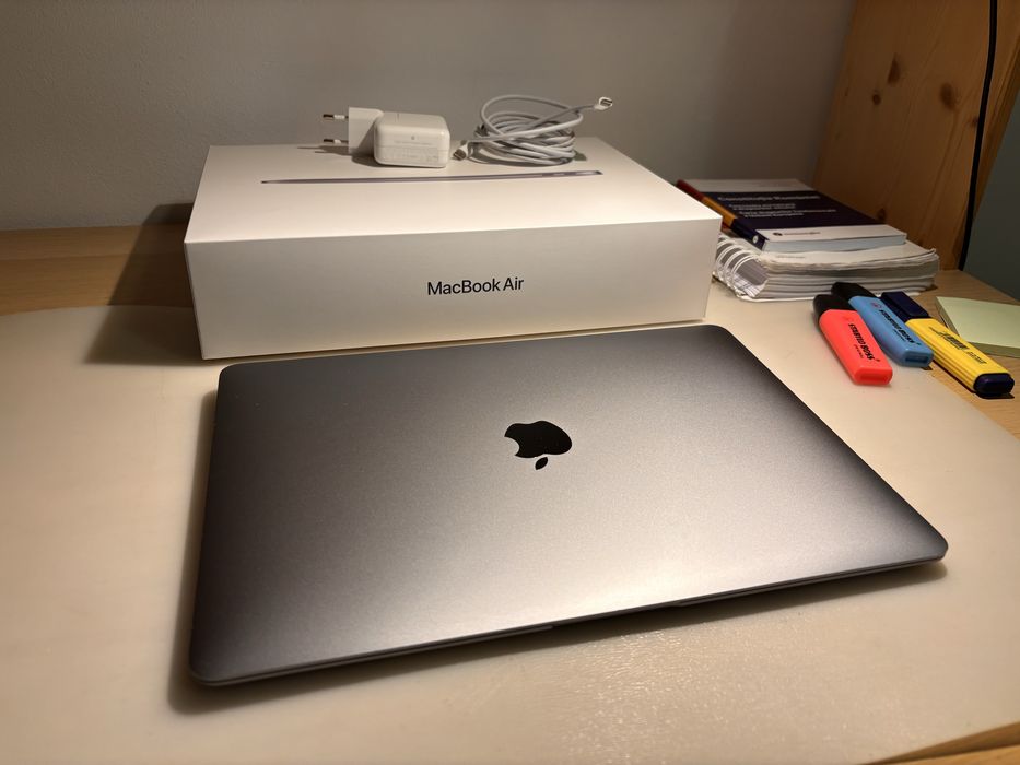 Vand Laptop APPLE MacBook Air 13
