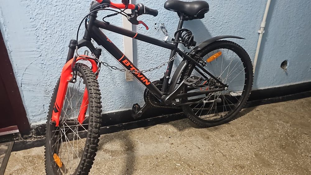 Bicicleta b-twin roti 24