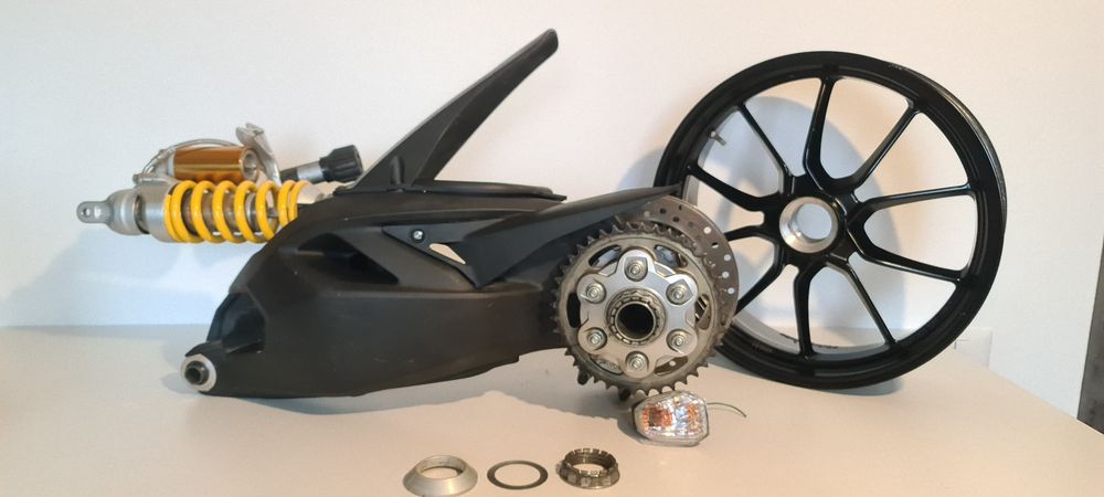 Sa sezut Bascula monobrat Ducati Hypermotars 796