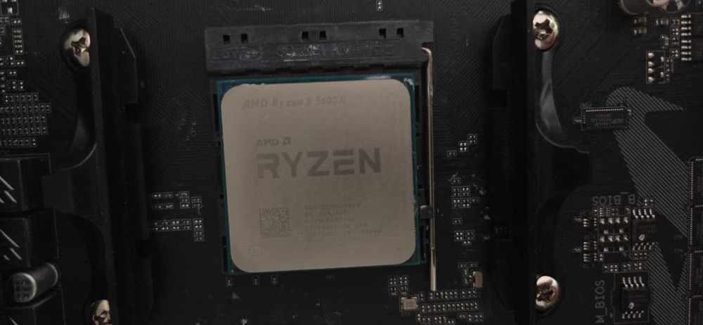 ryzen 5 5600x kit - Componente Laptop-PC la preț mic | OLX.ro