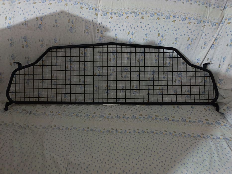 Rulou/Panou/Tăviță-Preș portbagaj Nissan X Trail!