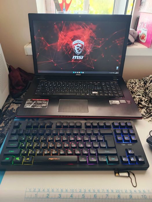 Igravoy Noutbook MSI Apache ge70 2PC