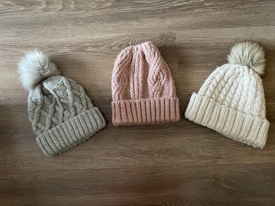 Лот зимни шапки  3 бр
