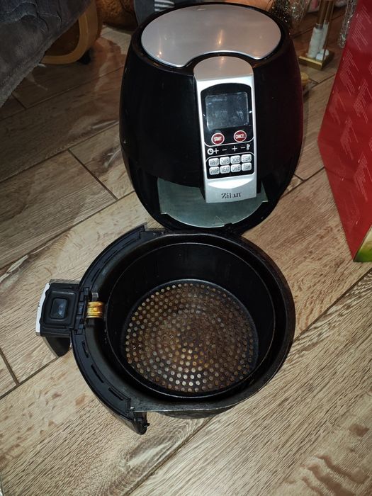Friteuza cuptor aer cald Zilan