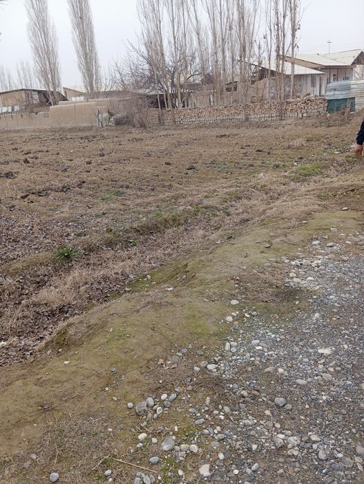 4 sotik yer sotiladi