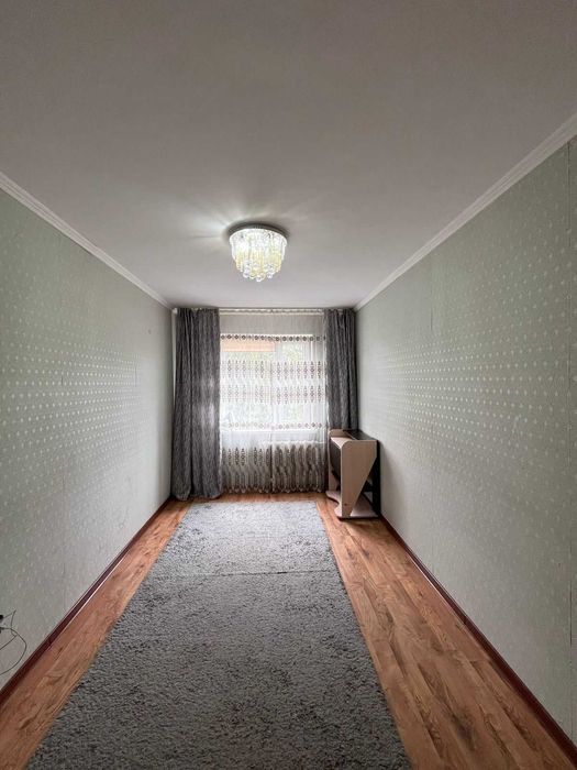 2-ком.кв. в районе рынка Караван