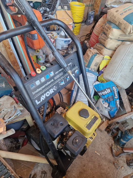 Karcher pe benzină