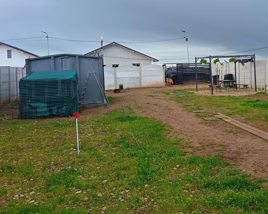 Particular - intravilan 450 - dubla deschidere,-utilități-Zona   P+3 Casa  mobila