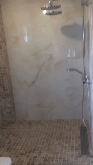 Montez gresie , faianta,travertin ,trepte hidroizolatii bai -terase.