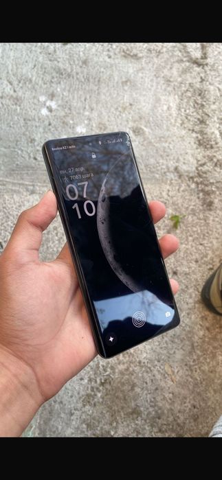 Реалми 10 про+, Полный комплект