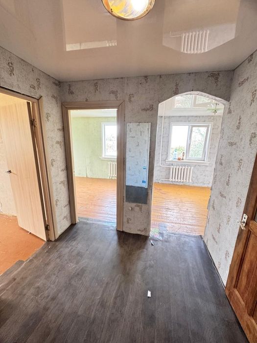 Продам 3хком квартиру район Айсберга.