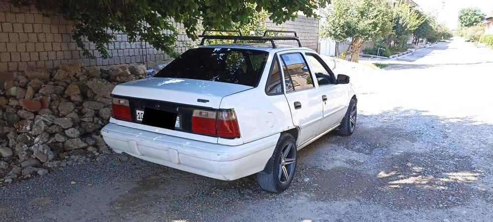 Daewoo Resir auto