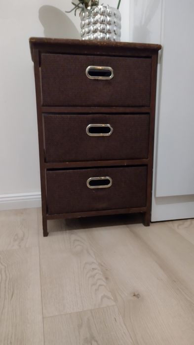 Noptiere Nobilă Casă