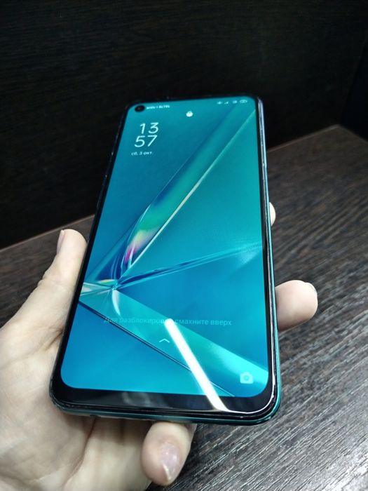 Oppo A72   4+4/128 в хорошем состоянии