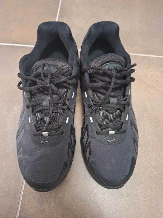 Маратонки NIKE D8