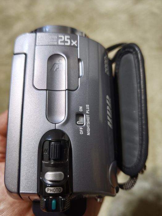 Camera video Sony dcr-sr72