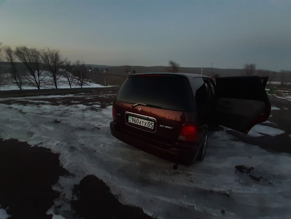 Хонда Одисей 1995.Без вложение.